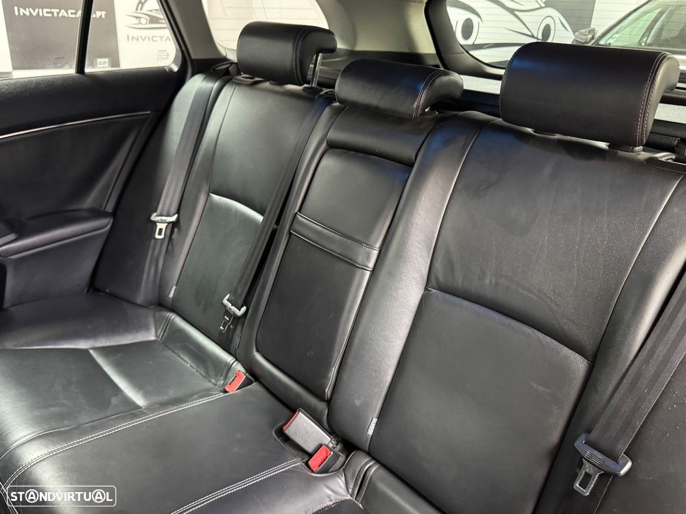 Toyota Avensis SW 2.0 D-4D Exclusive +Pele+GPS - 42