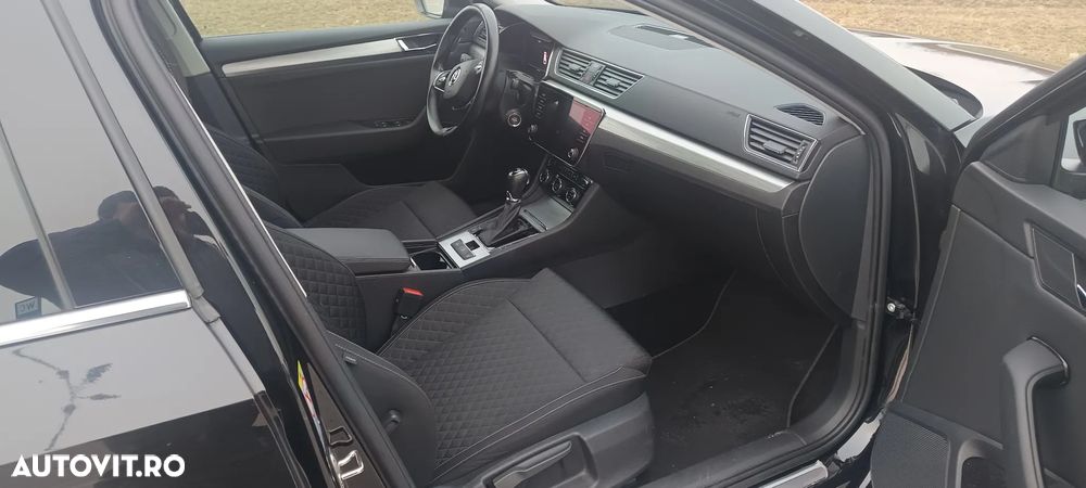 Skoda Superb 2.0 TDI DSG Selection - 6