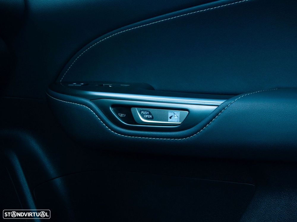 Lexus NX 450h+ F Sport - 38