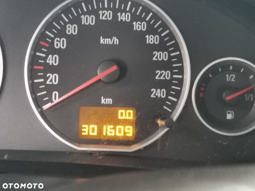 Opel Vectra - 6