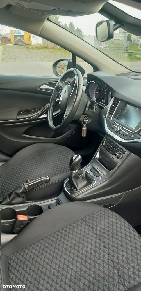 Opel Astra 1.4 T Enjoy - 14