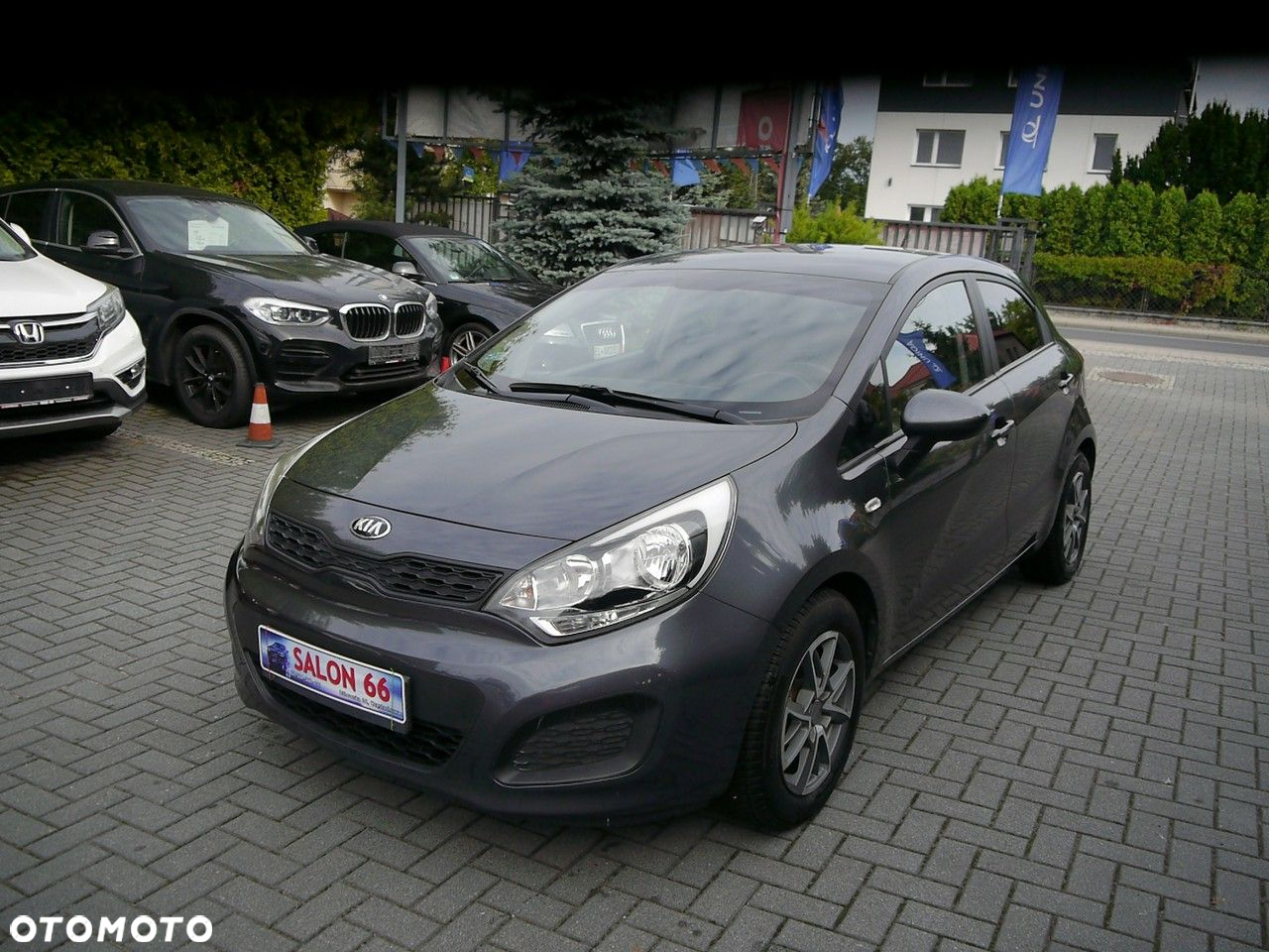 Kia Rio - 4