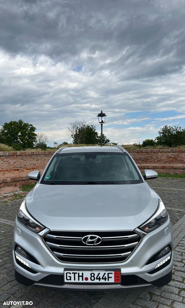 Hyundai Tucson 2.0 CRDI 4WD 6AT Luxury+ - 13