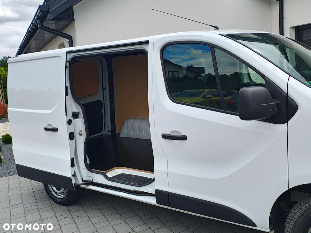 Renault trafic - 12
