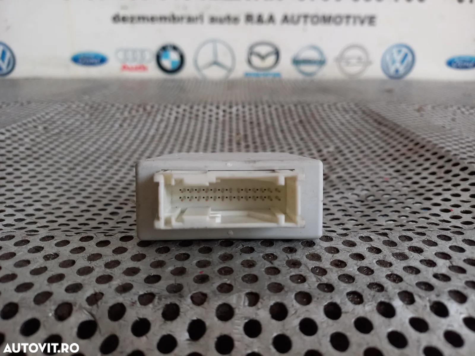 Modul Control Suspensie Bmw X5 X6 E70 E71 Cod  - Dezmembrari Arad - 3