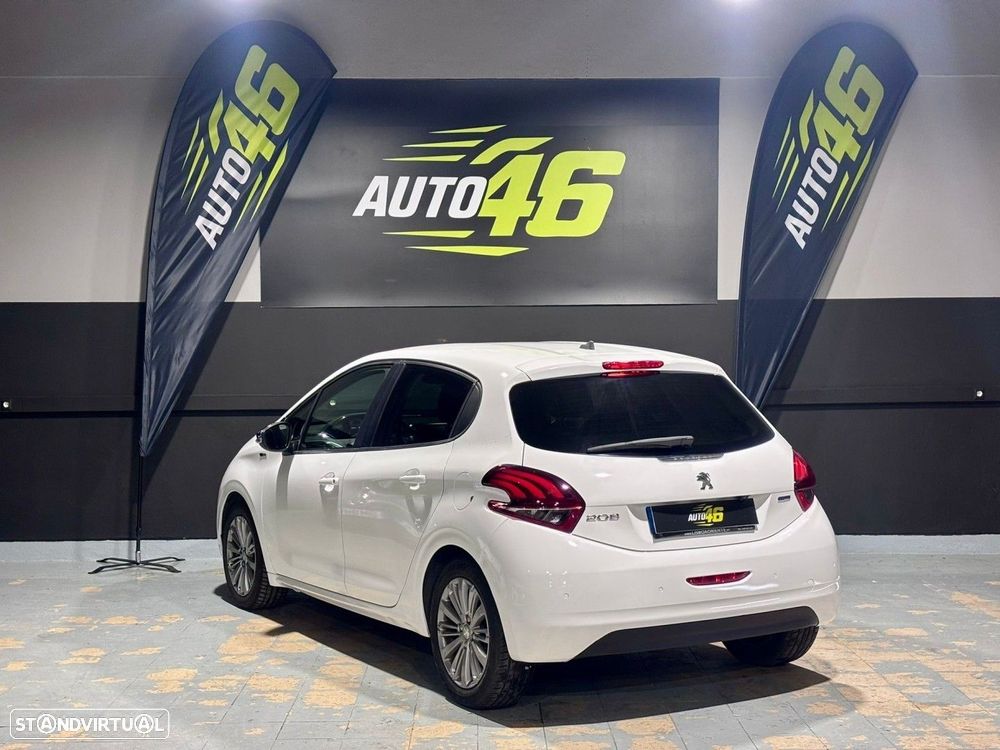 Peugeot 208 1.2 PureTech Allure - 4