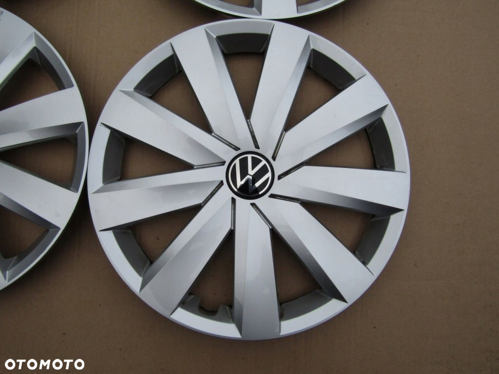 4x Kołpaki 16 VW Golf V VI VII VIII Jetta Caddy Eos Touran Passat B5 B6 B7 - 9