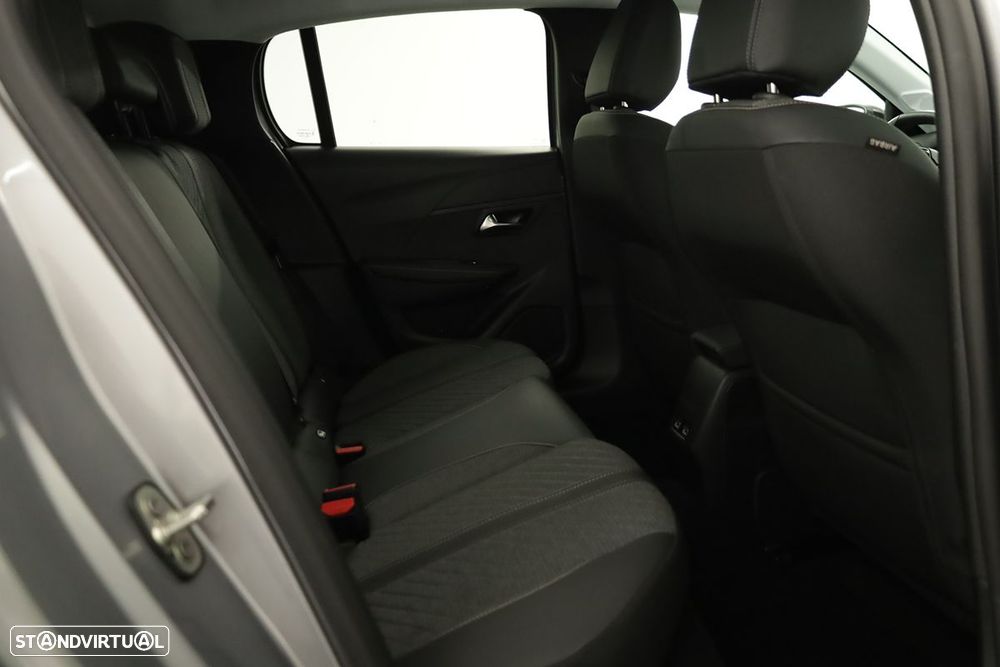 Peugeot e-208 50 kWh SE Style - 24