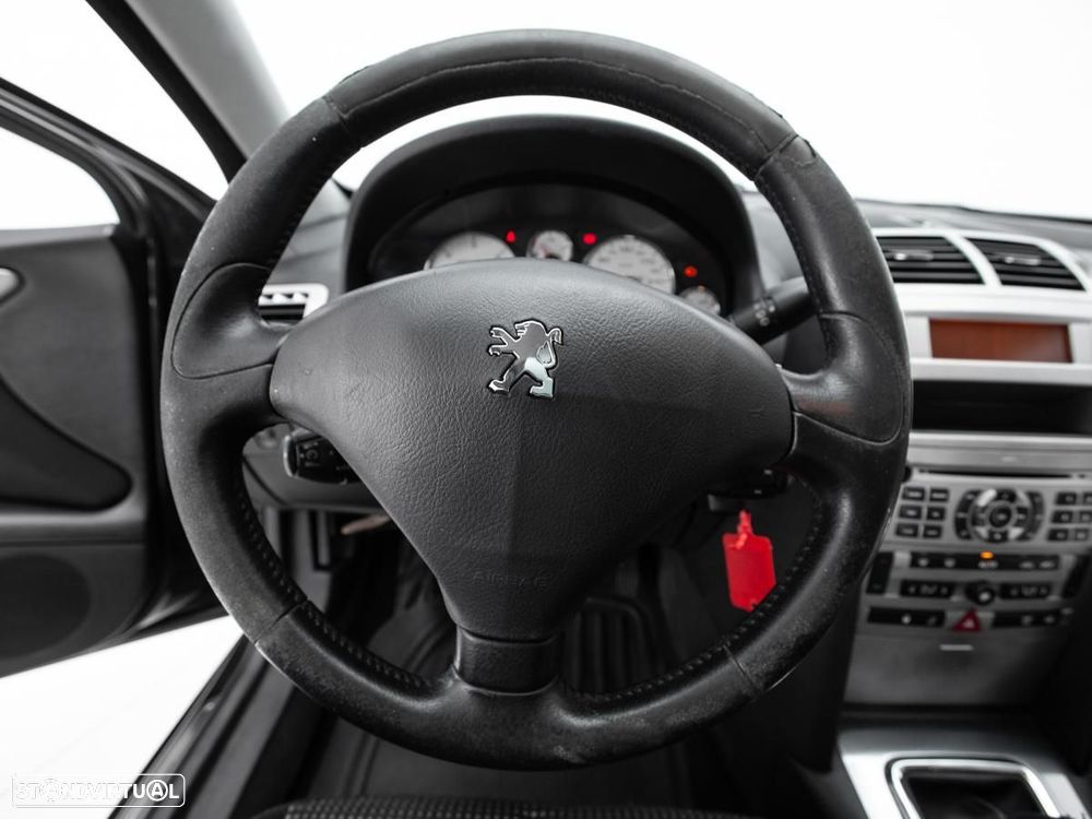 Peugeot 407 SW - 11