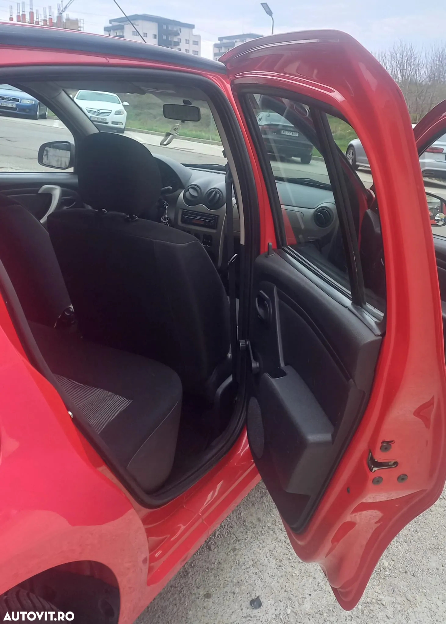 Dacia Sandero 1.2 16V - 10