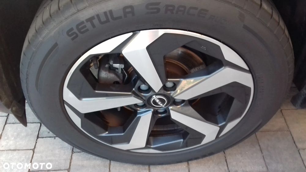 Nissan Qashqai 1.3 DIG-T N-Connecta - 27