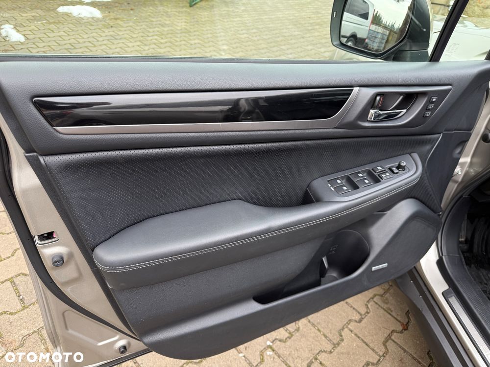 Subaru Outback 2.0D Lineartronic Comfort - 17