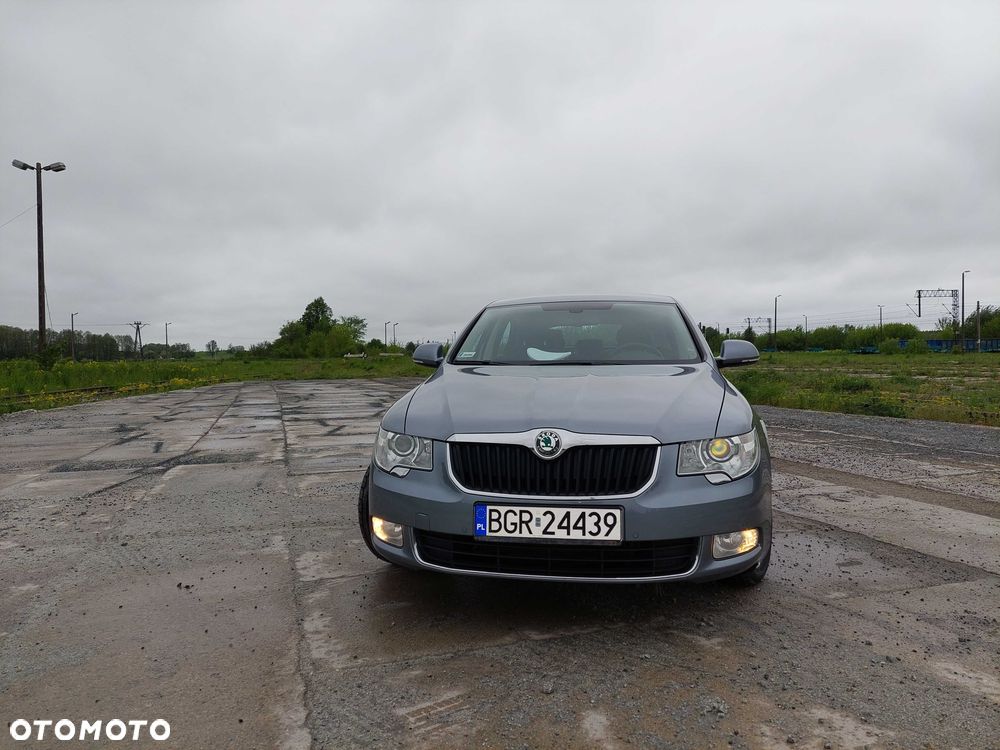 Skoda Superb - 2
