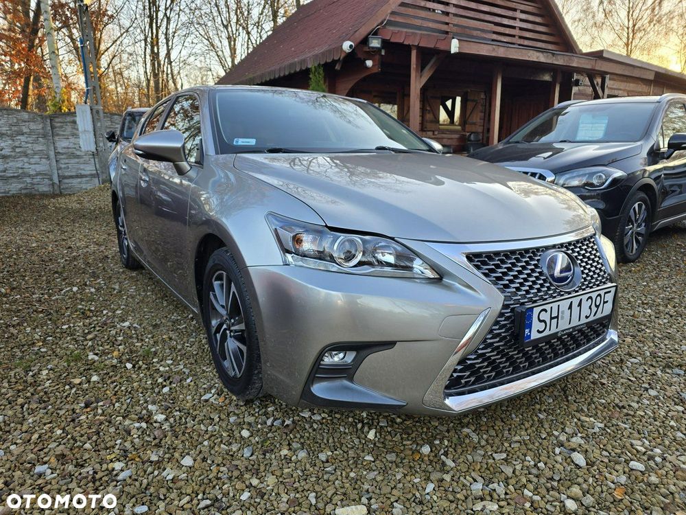 Lexus CT - 36