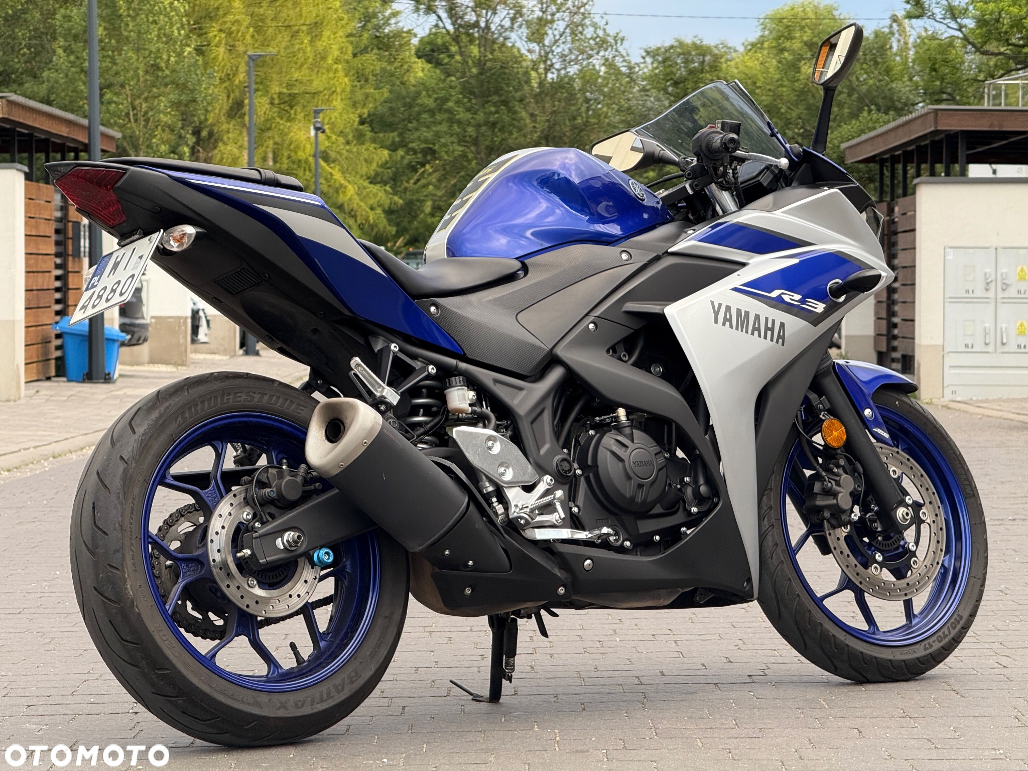 Yamaha R3 - 3