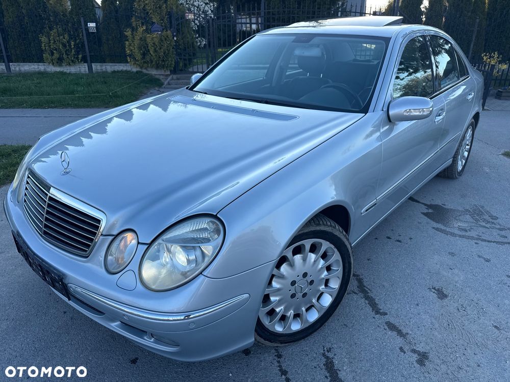 Mercedes-Benz Klasa E 500 4Matic Automatik Elegance - 17