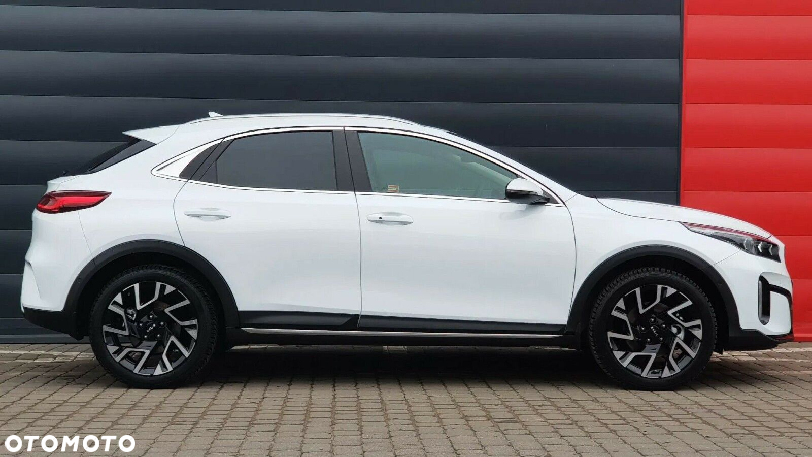 Kia XCeed 1.5 T-GDI Business Line DCT - 8