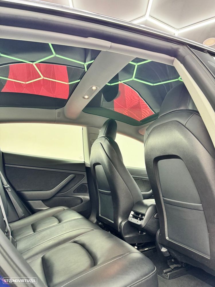 Tesla Model 3 Standard Range Plus RWD - 18