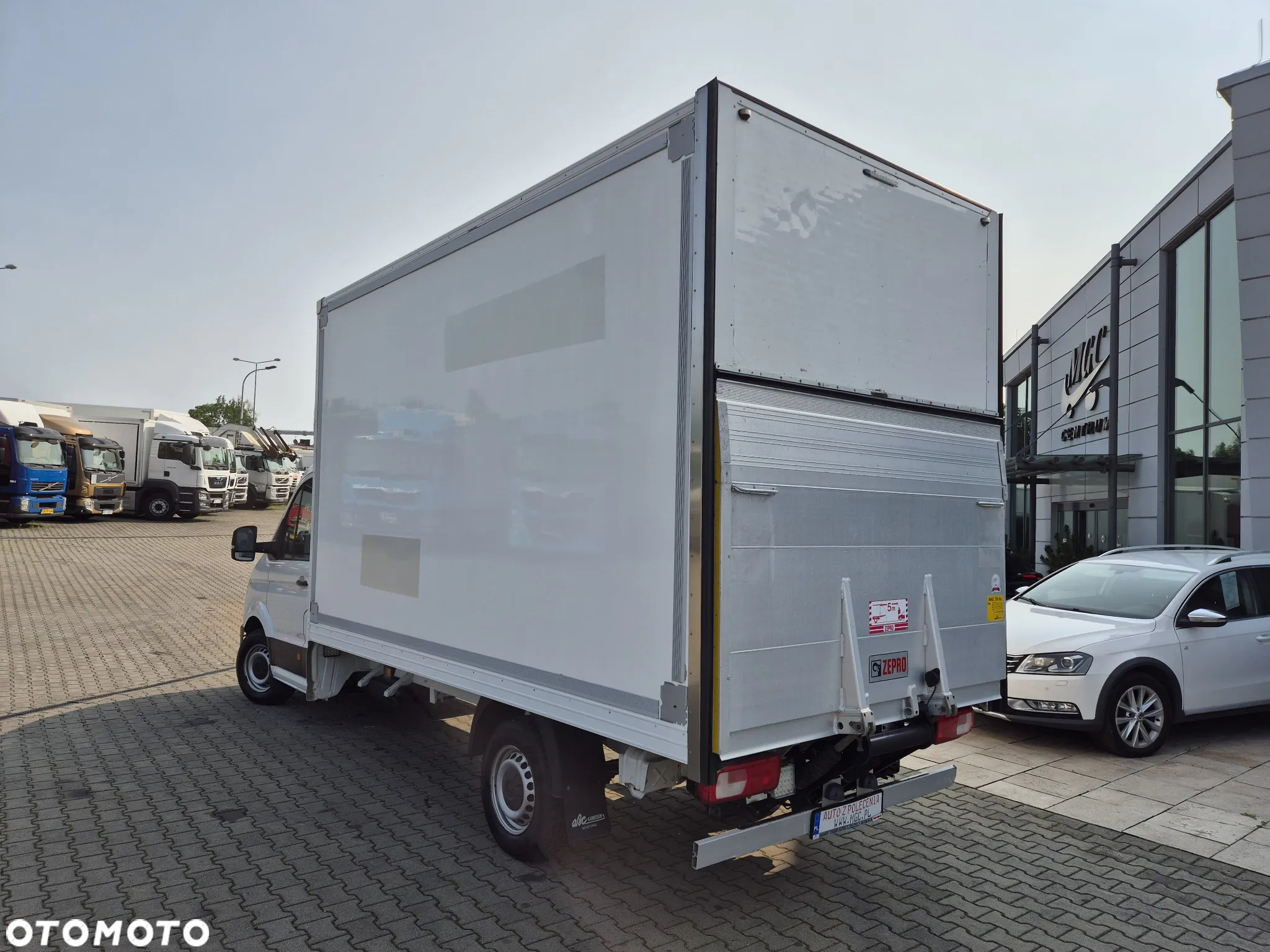 Volkswagen CRAFTER 2.0 TDi 177 / UNIKATOWY! / WYSOKI KONTENER / E6 / BEZWYPADKOWY / WINDA 750KG / WEBASTO - 12