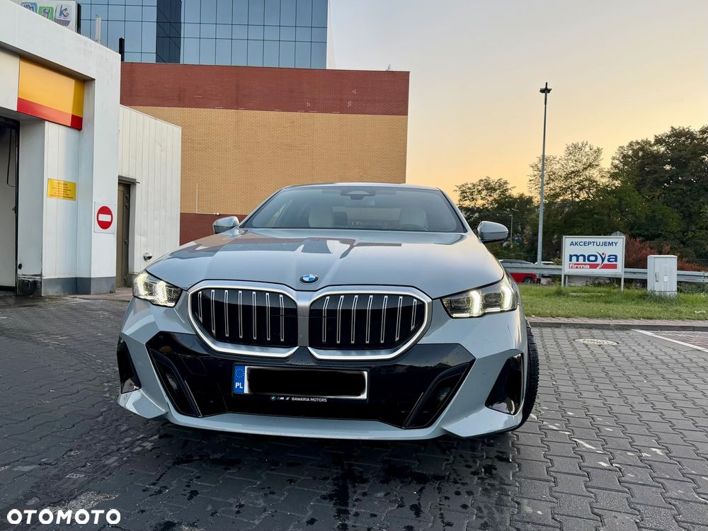 BMW Seria 5 520i mHEV M Sport sport - 3
