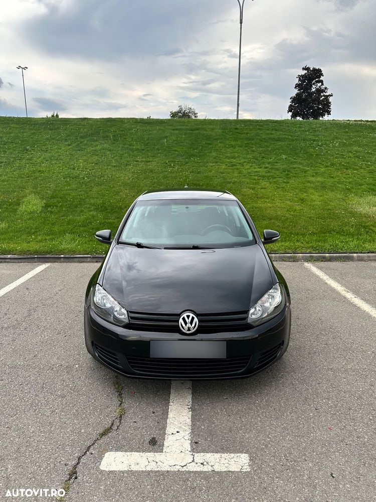 Volkswagen Golf - 2