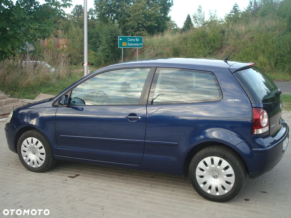 Volkswagen Polo 1.4 16V Trendline - 11