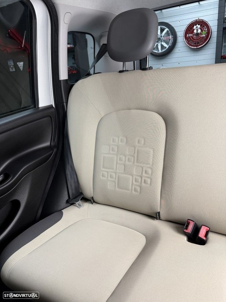 Fiat Panda 1.2 Lounge GPL - 25