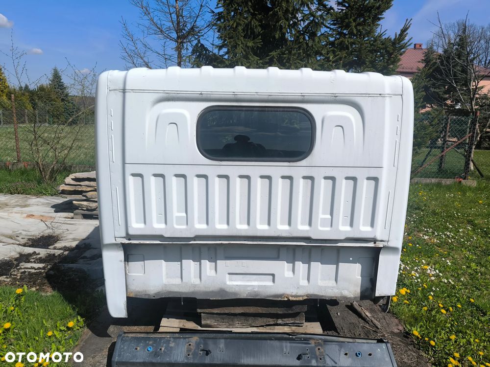 Kabina Nissan DOKA - 4