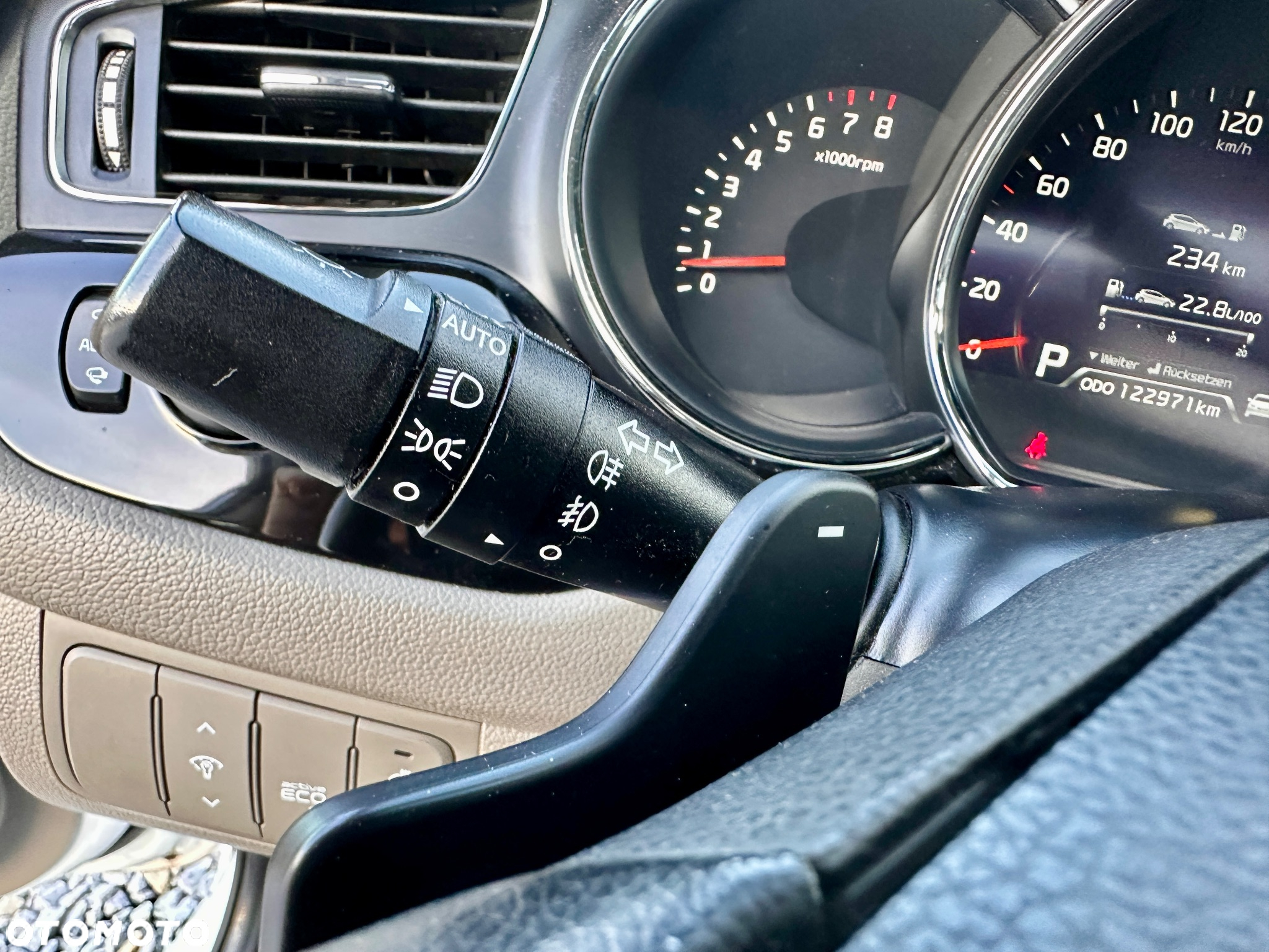 Kia Ceed 1.6 GDI DCT Platinum Edition - 26