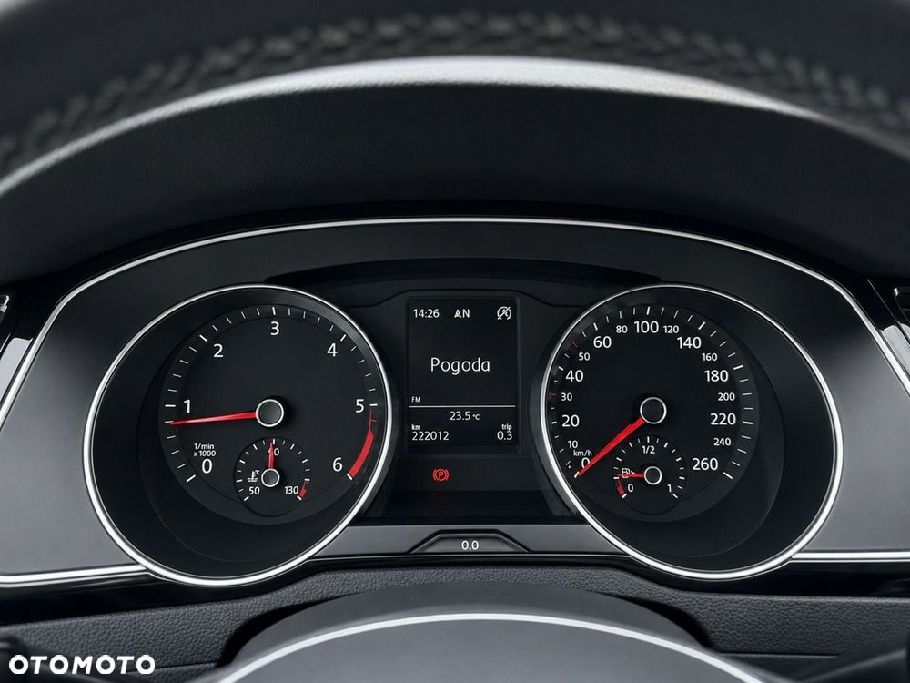 Volkswagen Passat Variant 2.0 TDI (BlueMotion Technology) Comfortline - 17