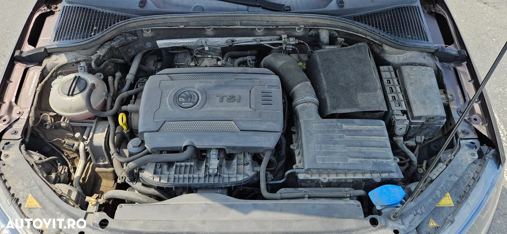 Skoda Octavia 1.8 TSI DSG Style - 10