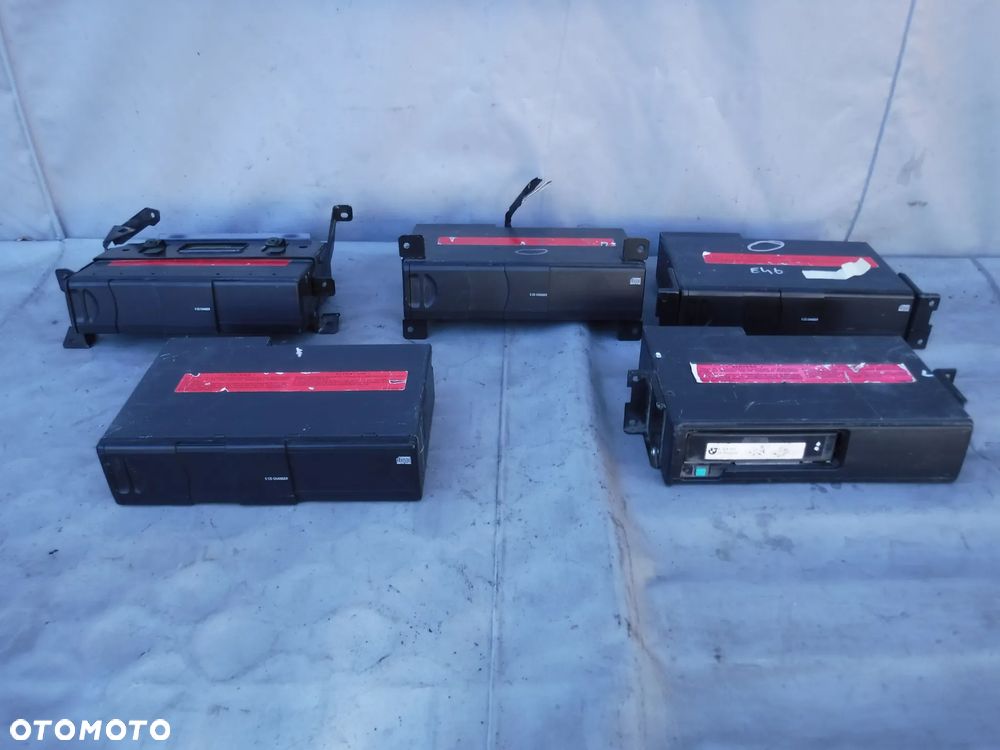 ZMIENIARKA PŁYT CD MINI BMW E39 E46 R50 R52 R53 E87 E90 E91 E36 Z3