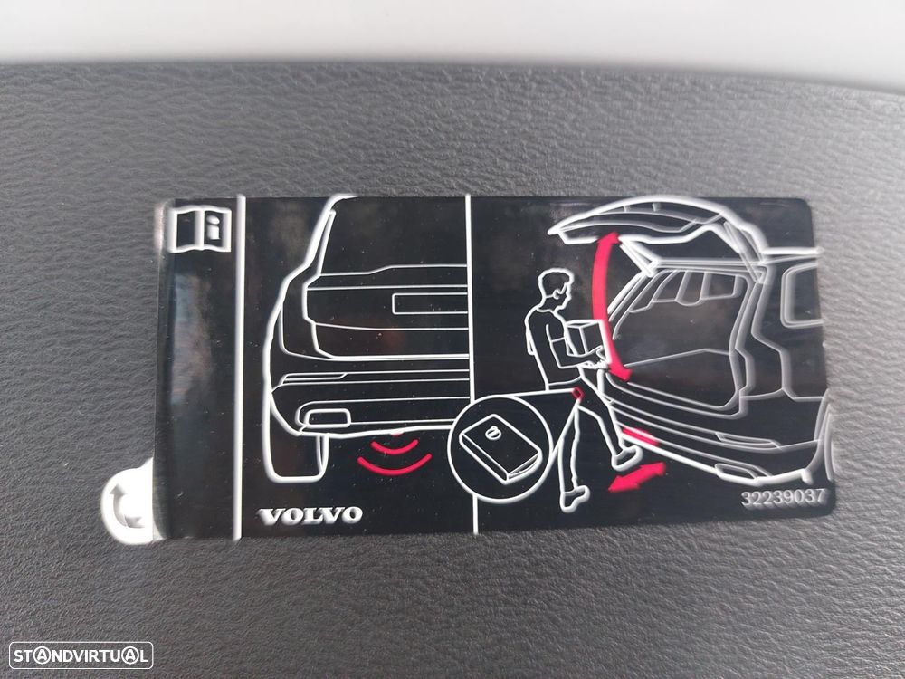 Volvo XC 40 1.5 T2 Momentum Plus - 49