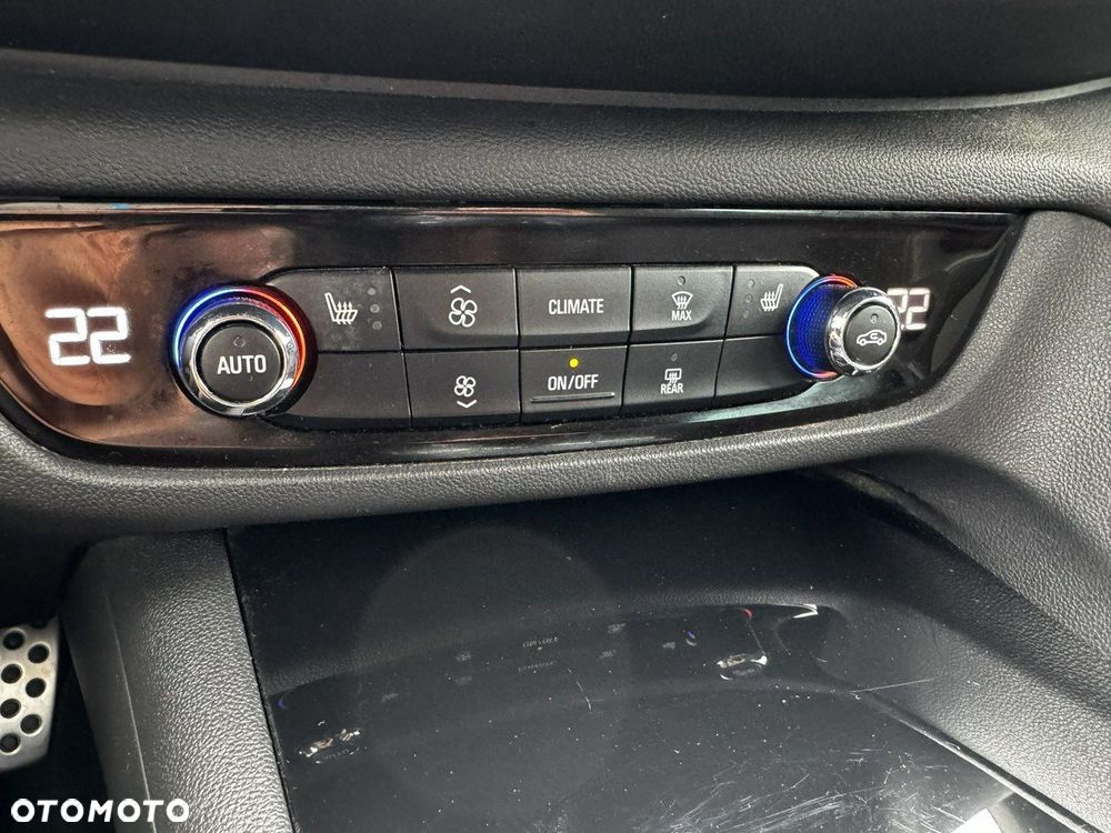 Opel Insignia 2.0 Automatik Business Innovation - 31