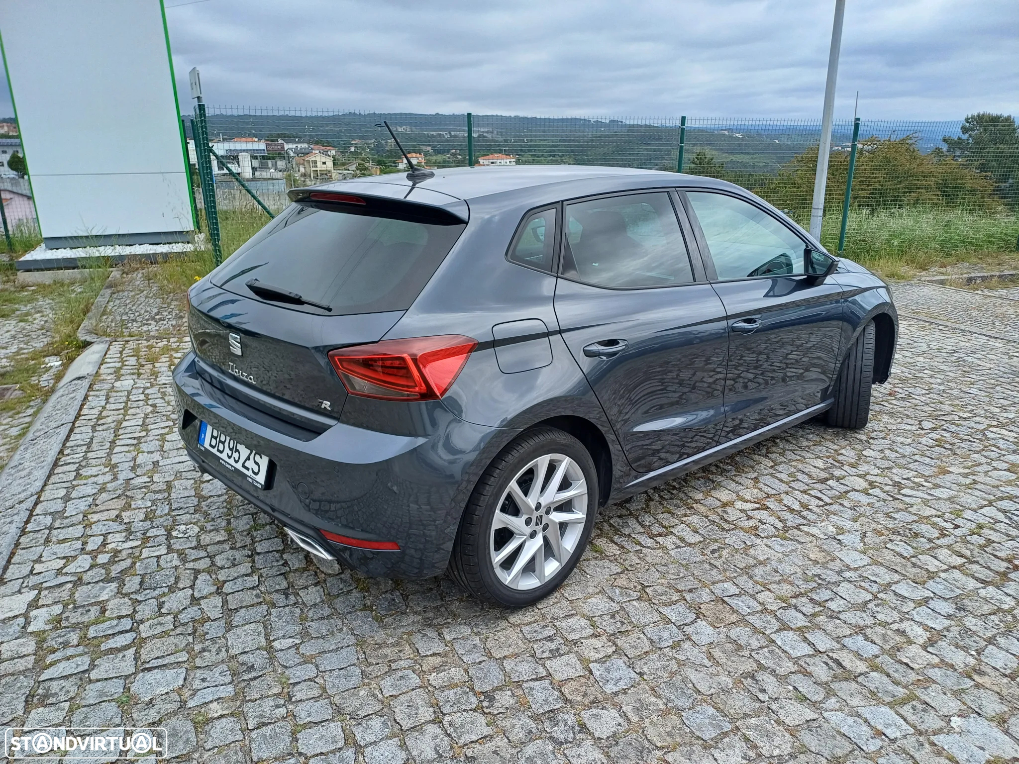 SEAT Ibiza 1.0 TSI FR - 4