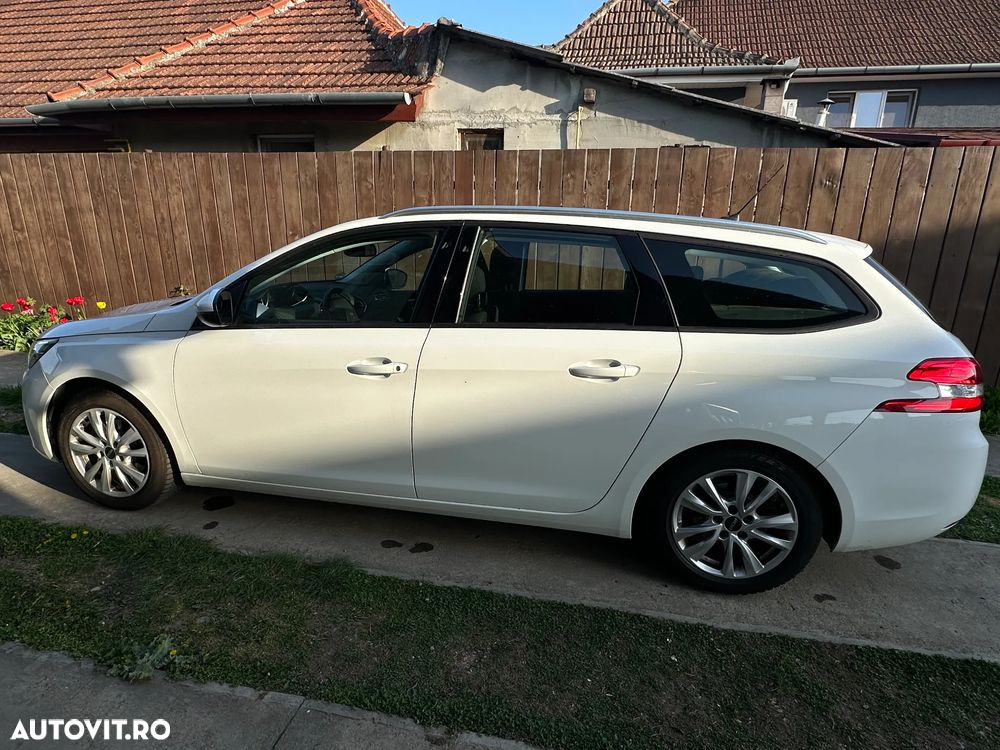 Peugeot 308 - 4