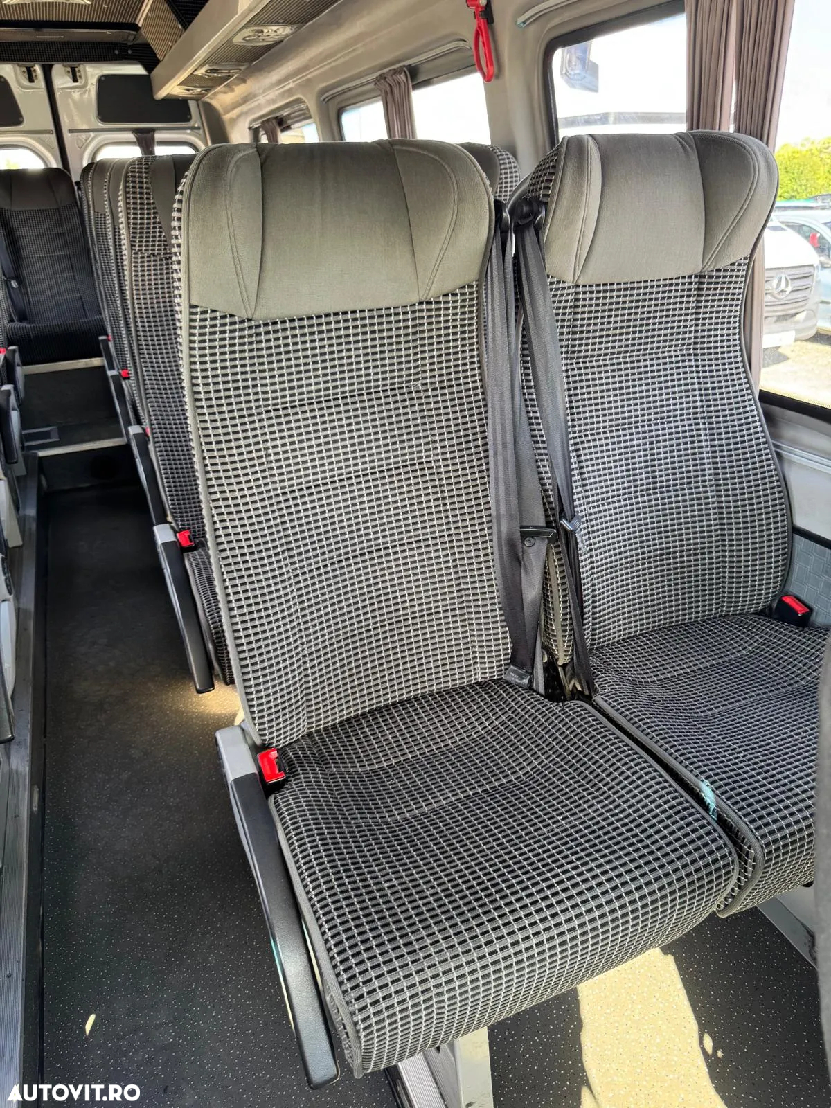 Mercedes-Benz Sprinter 516 CDI - 27