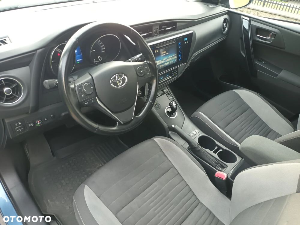 Toyota Auris Hybrid 135 Premium - 9