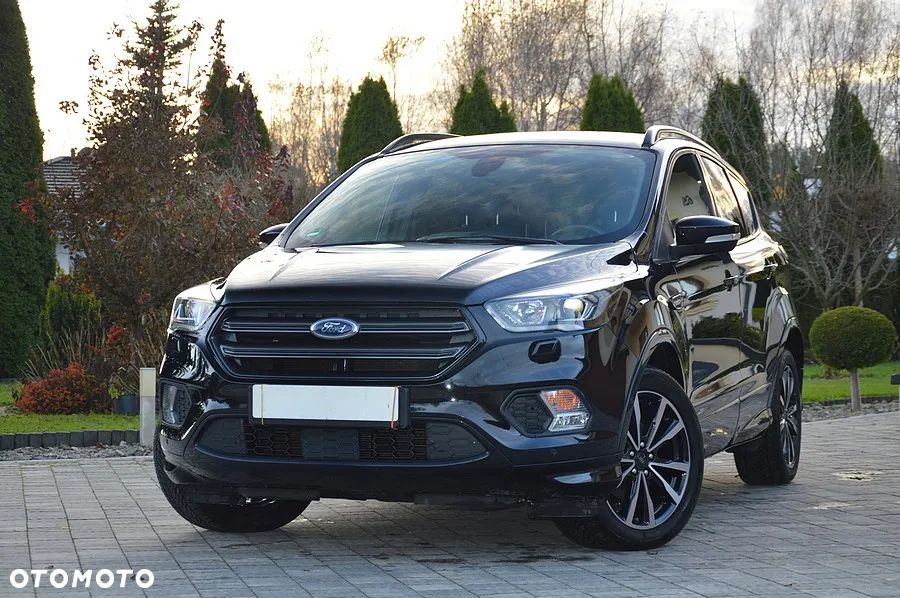 Ford Kuga 1.5 EcoBoost 2x4 ST-Line - 5