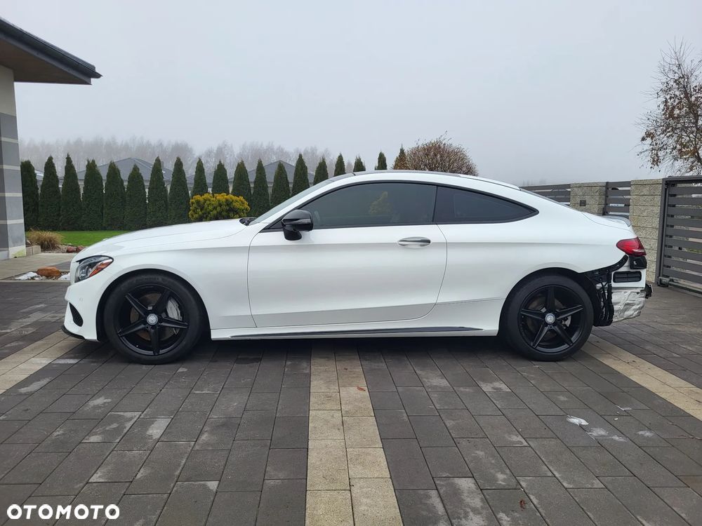 Mercedes-Benz Klasa C 300 4Matic 9G-TRONIC AMG Line Plus - 8