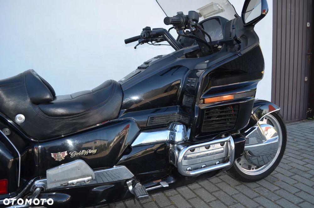 Honda GL - 9