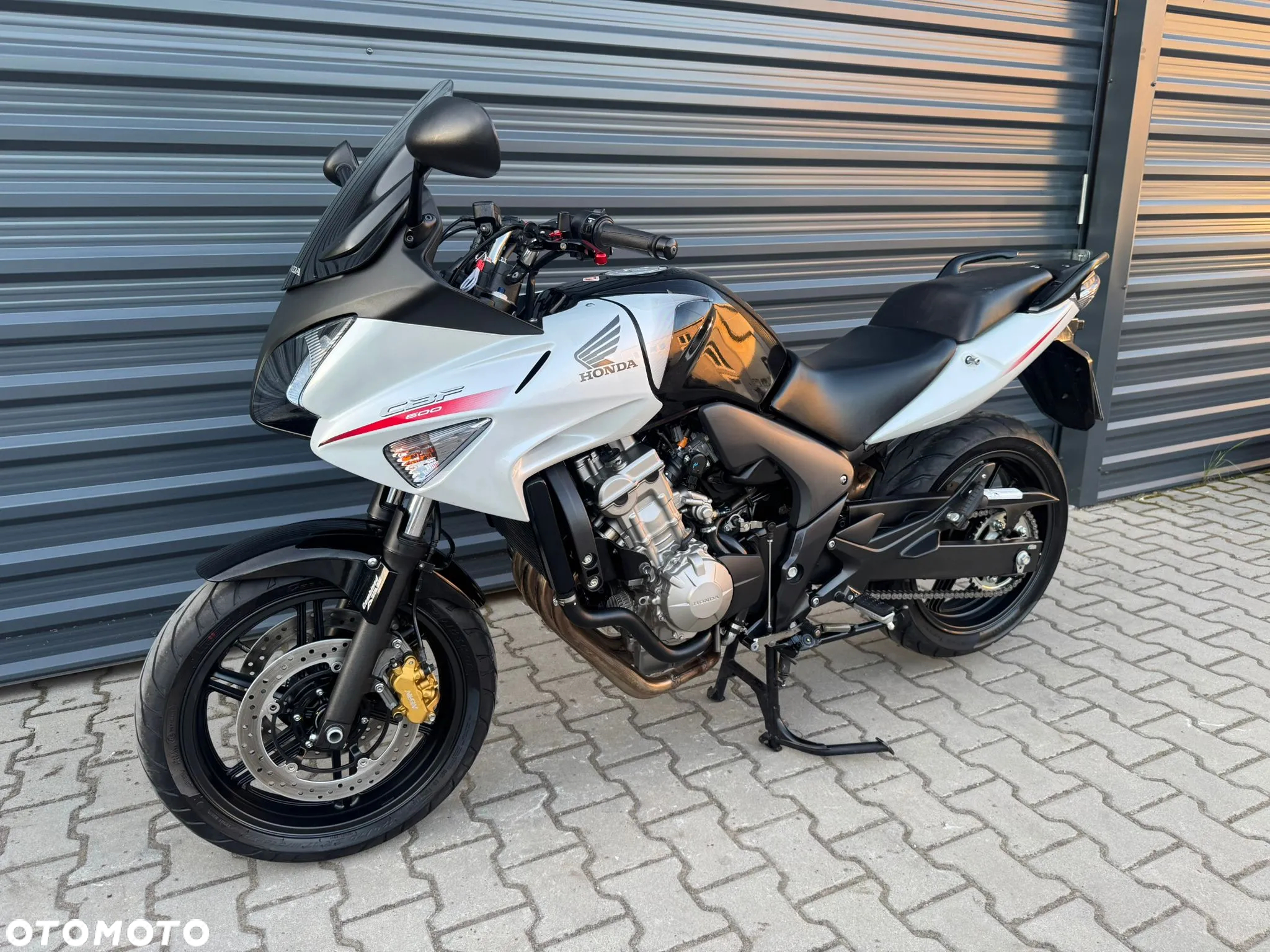 Honda CBF - 3