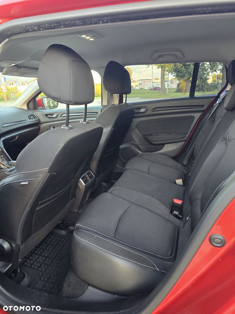 Renault Megane 1.6 SCe Zen - 32