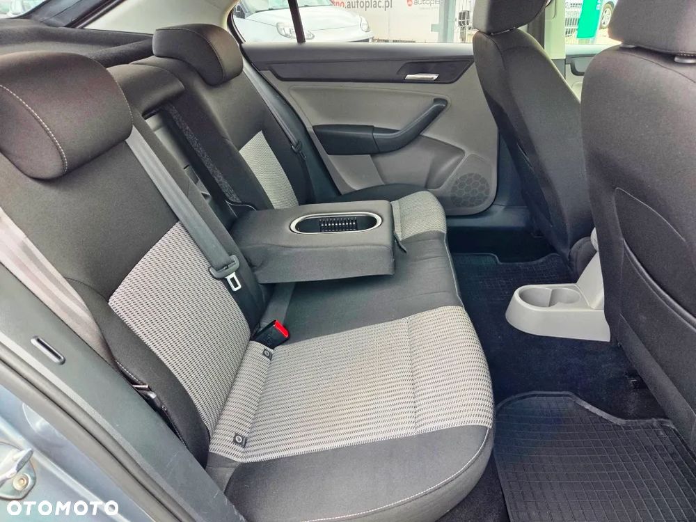 Seat Toledo 1.6 TDI Reference - 25