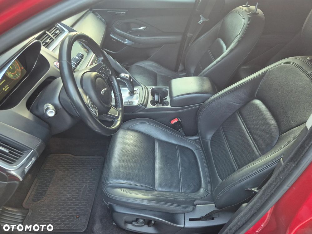 Jaguar E-Pace 2.0 i4P AWD S - 12