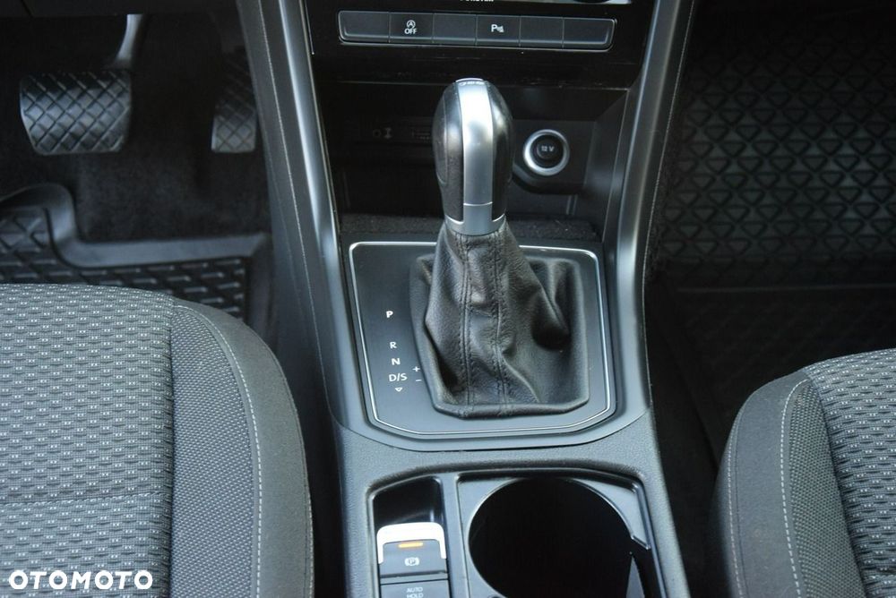 Volkswagen Touran 2.0 TDI BMT Comfortline DSG - 29