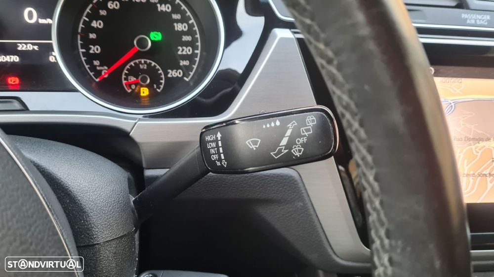 VW Touran 1.6 TDI Confortline DSG - 16