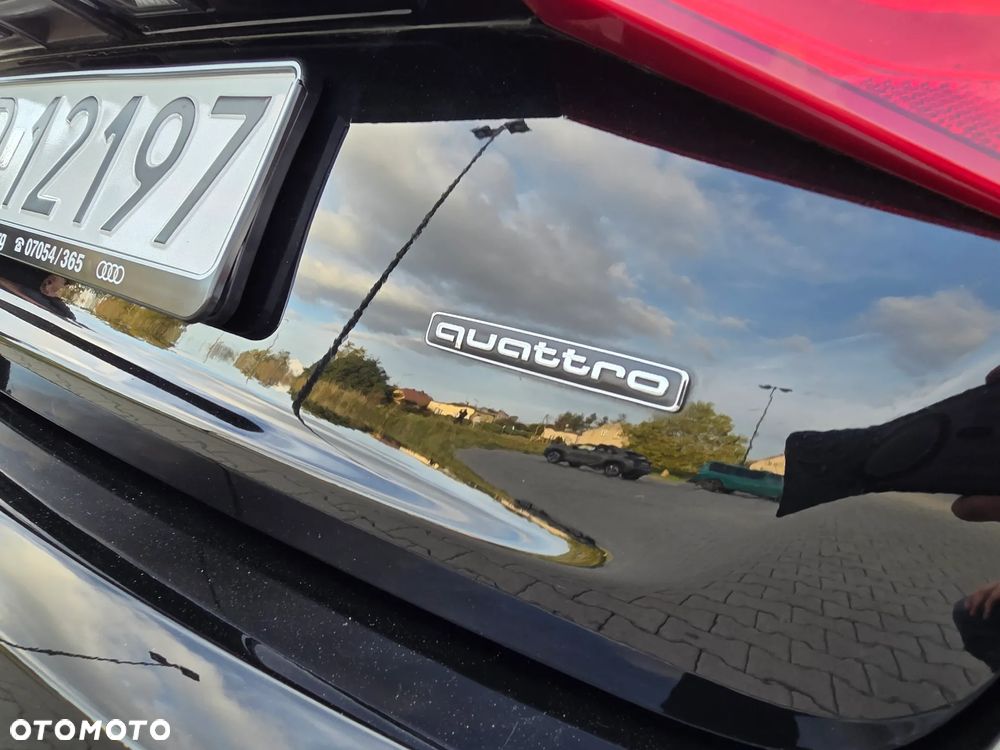 Audi A4 Avant 2.0 TDI DPF quattro S tronic S line Sportpaket - 18