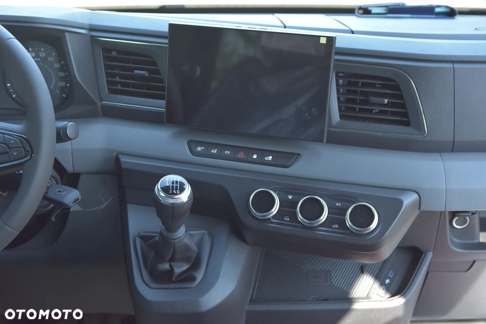 Renault Master Brygadówka 7os L3H2 2.0 170KM - 19