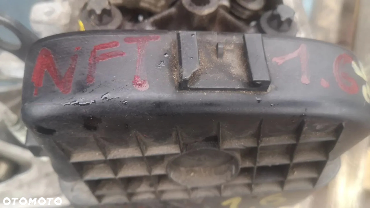 SILNIK BLOK SILNIKA NFV NFT CITROEN PEUGEOT 1.6 8V - 6